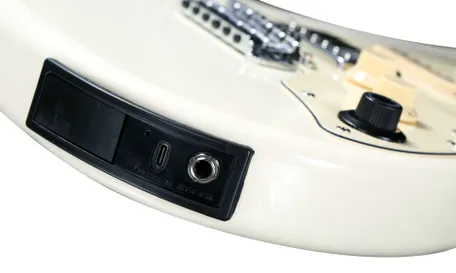 Фото Электрогитара Mooer GTRS S801 White