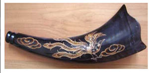 Фото Рог буйвола с узором