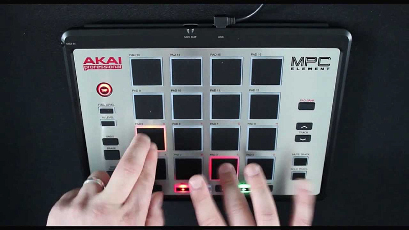 Фото AKAI PRO MPC Element USB контроллер