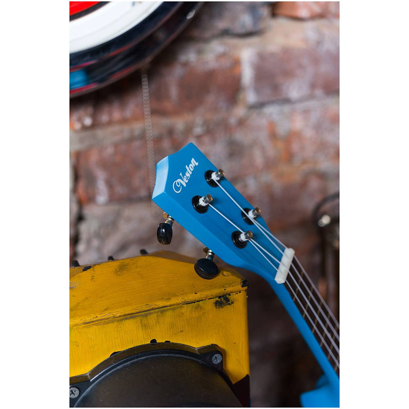 Фото Укулеле сопрано VESTON KUS 15 BL