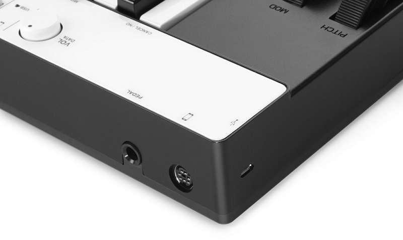 Фото MIDI-клавиатура IK Multimedia iRig Keys 37 Pro