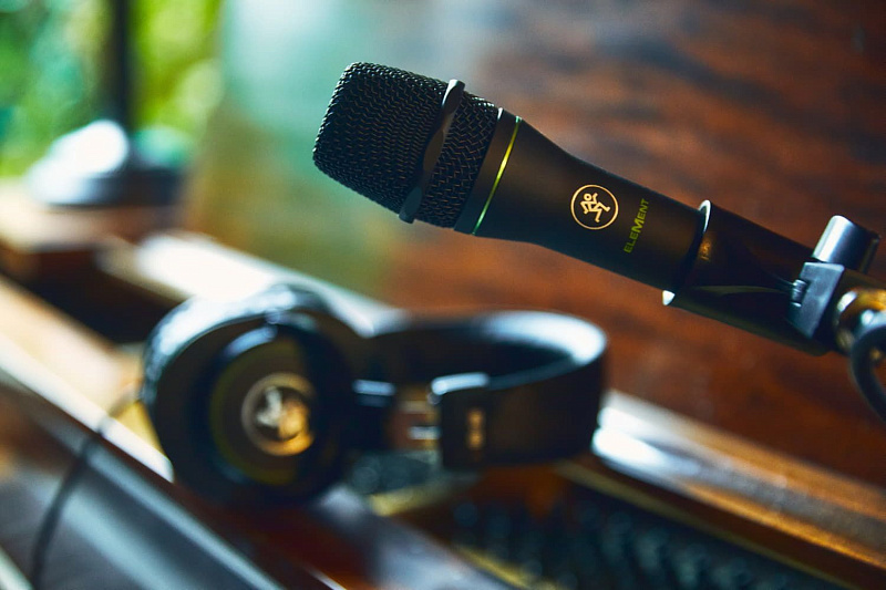 Фото MACKIE Studio Bundle