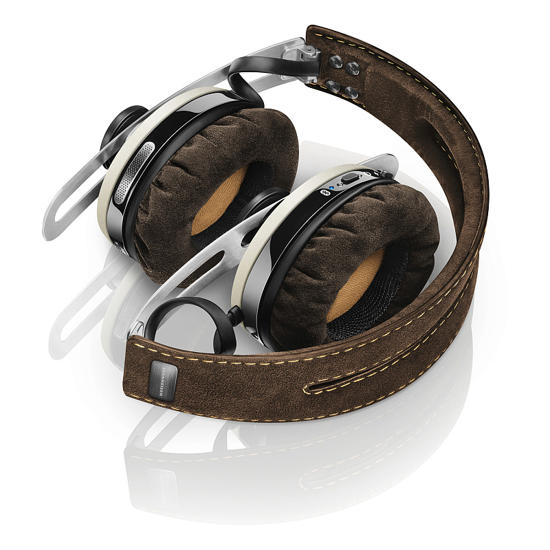 Фото Sennheiser MOMENTUM ON-EAR 2.0 WIRELESS IVORY (M2 OEBT)