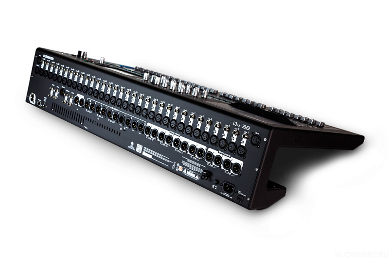 Фото ALLEN&HEATH QU-32C
