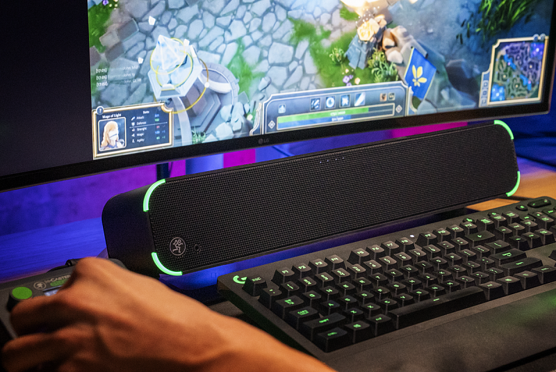 Фото Саундбар Mackie CR2-X Bar Pro