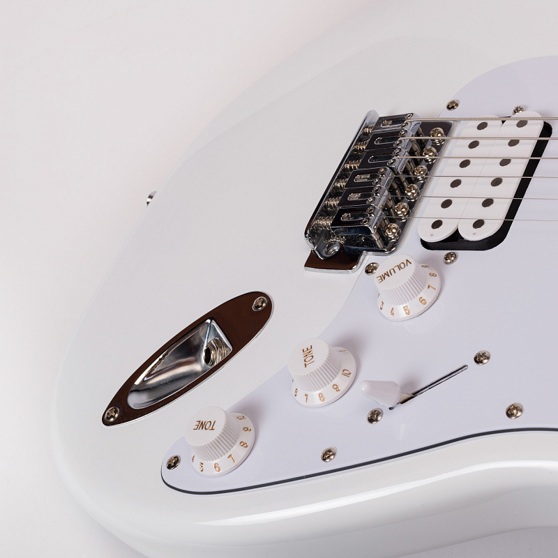 Фото Электрогитара ROCKDALE Stars HSS WH