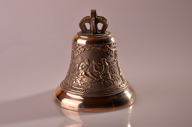 Фото Колокол — Охотники на привале 4 кг