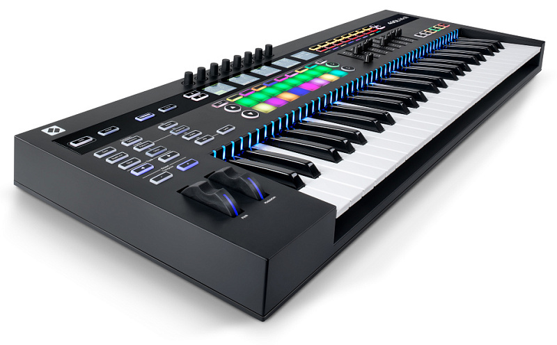 Фото MIDI-клавиатура Novation 49 SL MK III